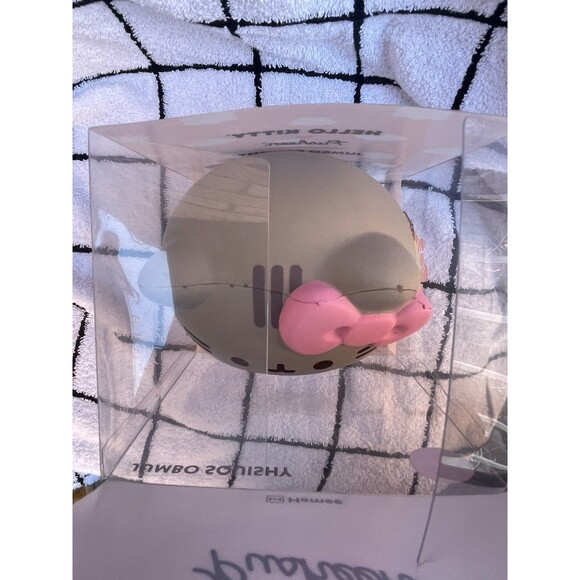 Hello Kitty x Pusheen Jumbo Squishy Vanilla Scented 2021 Hamee Sanrio - Picture 7 of 8